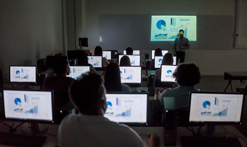 students working in computer lab